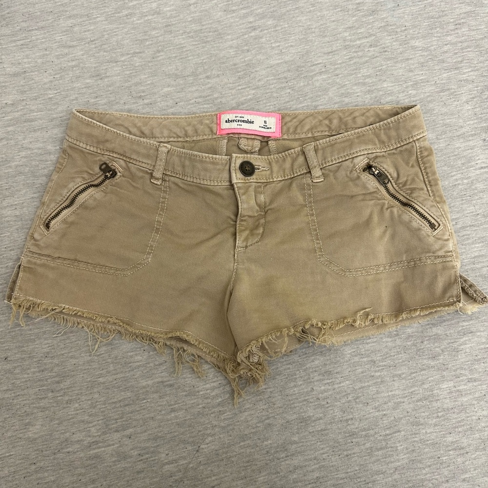 Abercrombie Kids khaki shorts